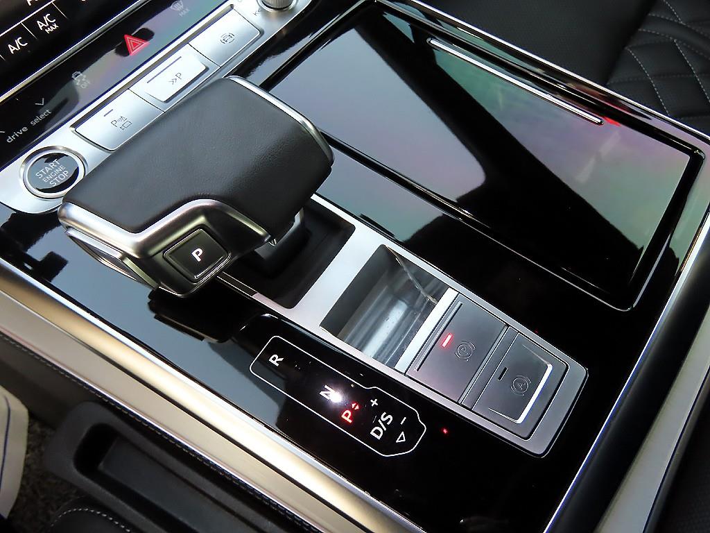 Audi Q7 2023 Negro - Importación desde Corea - HF Imports Iquique - Foto 17
