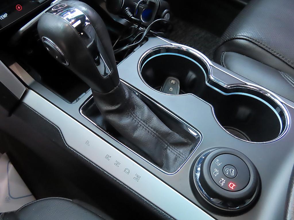 Ford Explorer - Vista 10