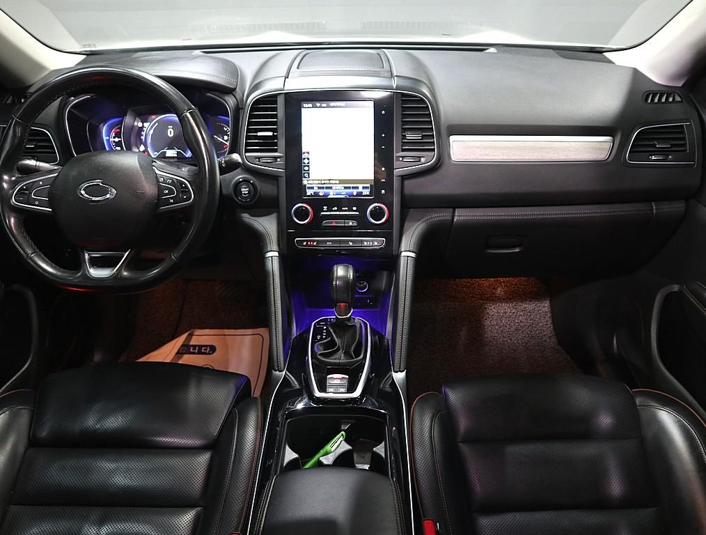 SAMSUNG QM6 - Vista 5