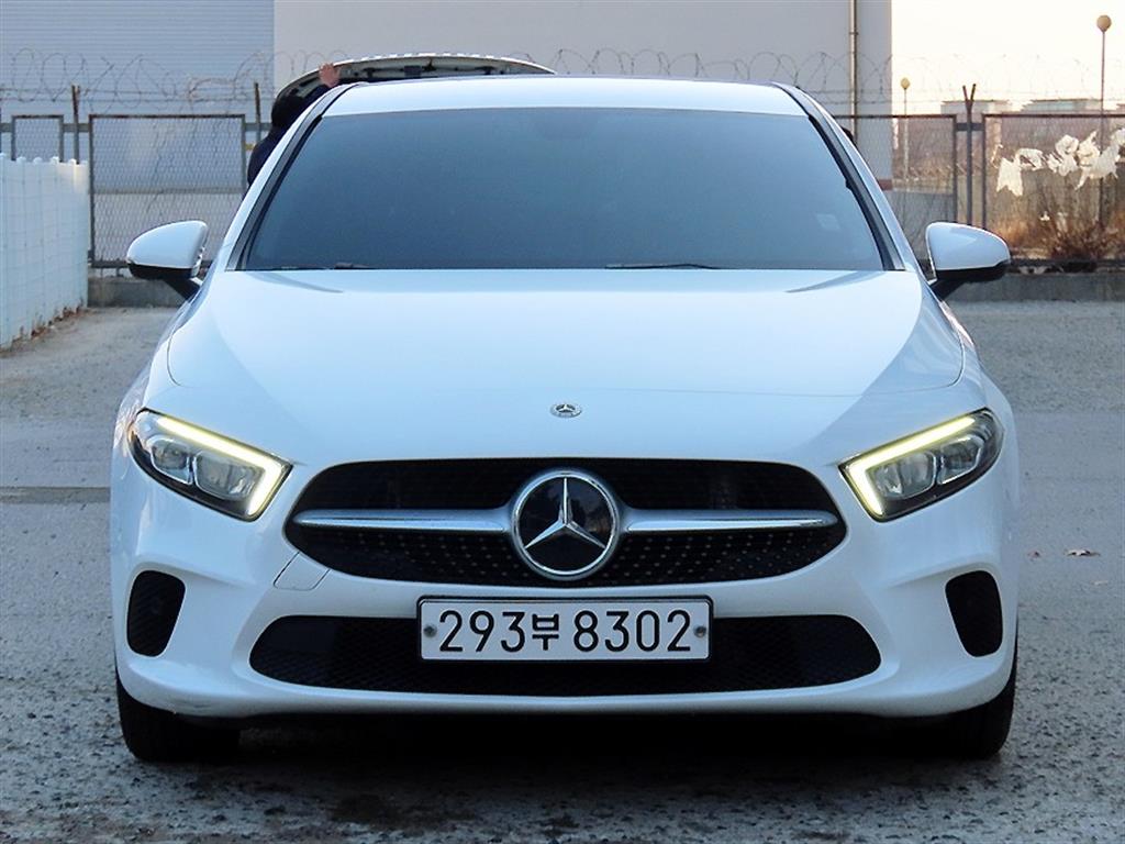 Mercedes Benz A Class 2020 Blanco - Importación desde Corea - HF Imports Iquique - Foto 1