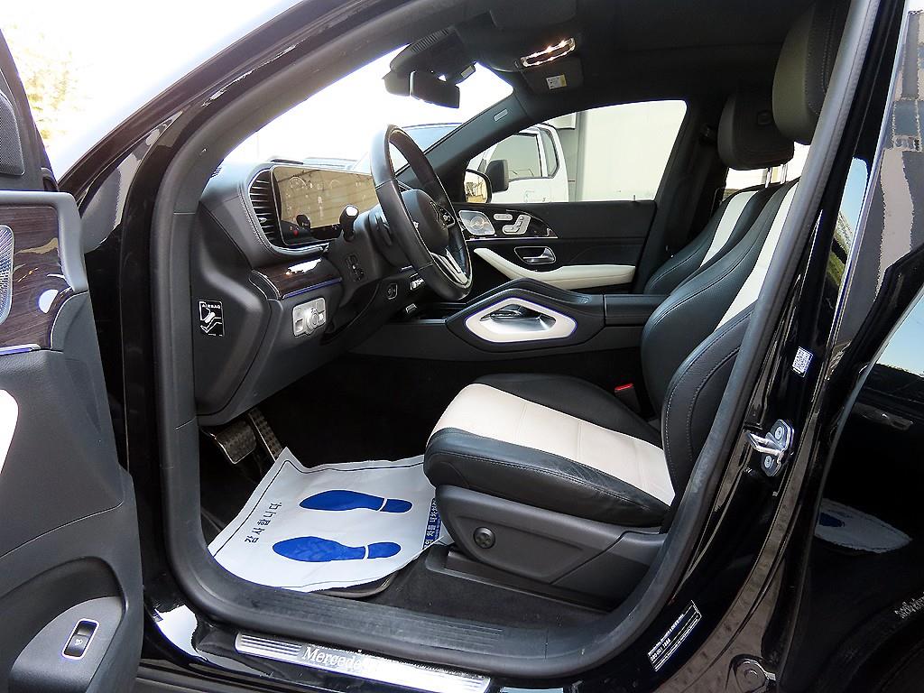 Mercedes Benz GLE Class - Vista 5