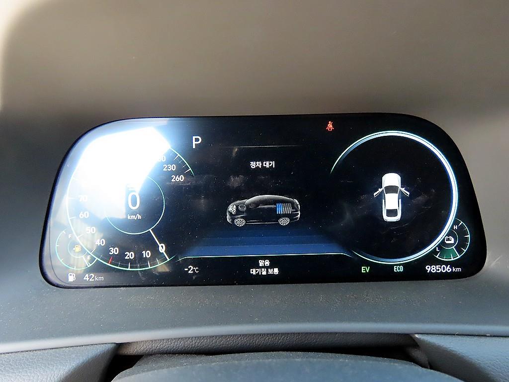 HYUNDAI Sonata - Vista 8