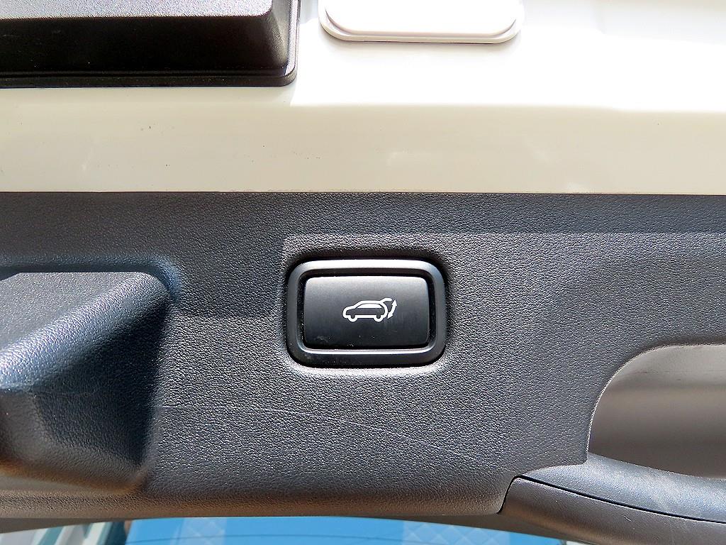 KIA EV6 2023 Blanco - Importación desde Corea - HF Imports Iquique - Foto 17