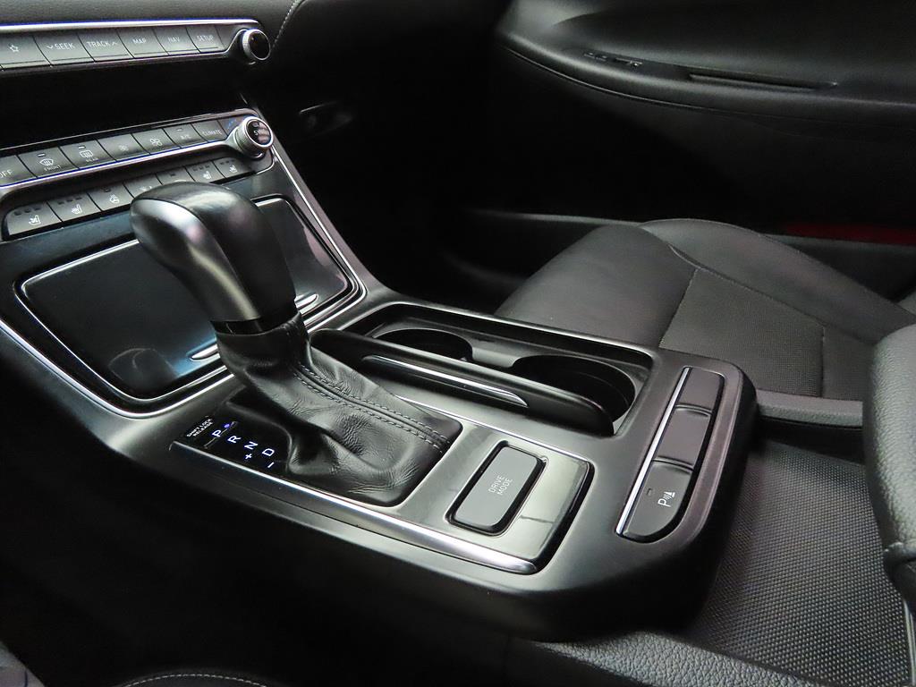 HYUNDAI Grandeur - Vista 11