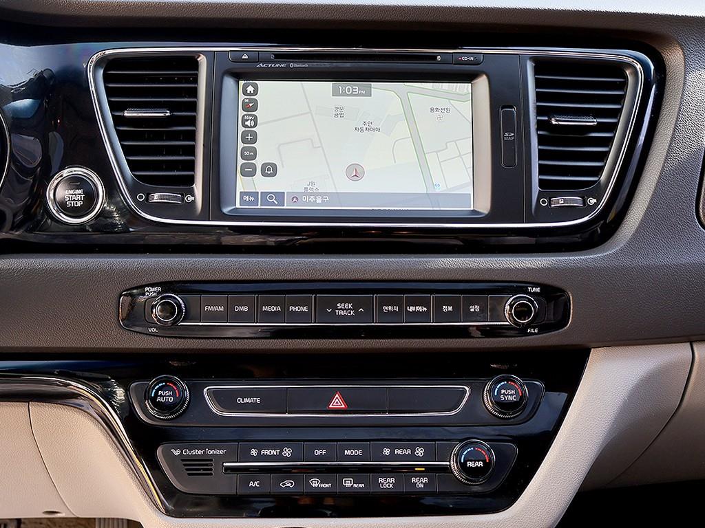 KIA Carnival 2016 Blanco - Importación desde Corea - HF Imports Iquique - Foto 9