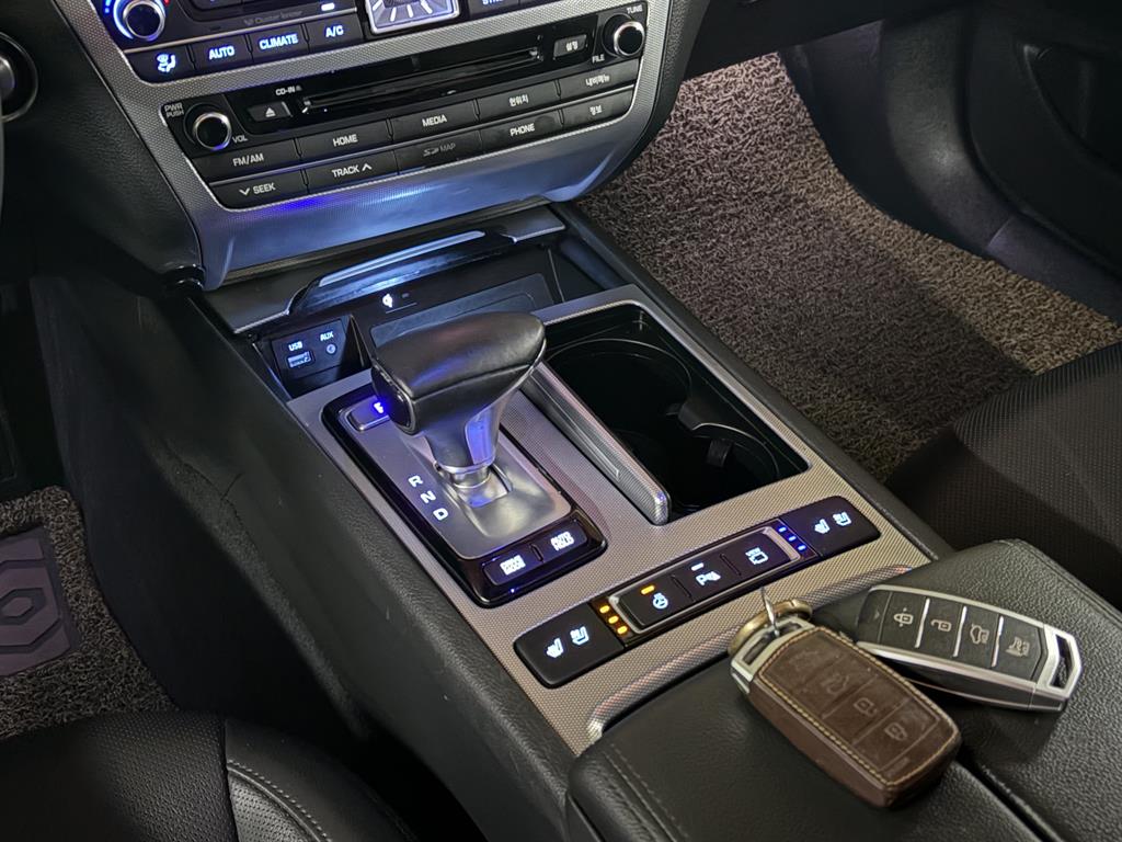 Genesis G80 2018 Negro - Importación desde Corea - HF Imports Iquique - Foto 15