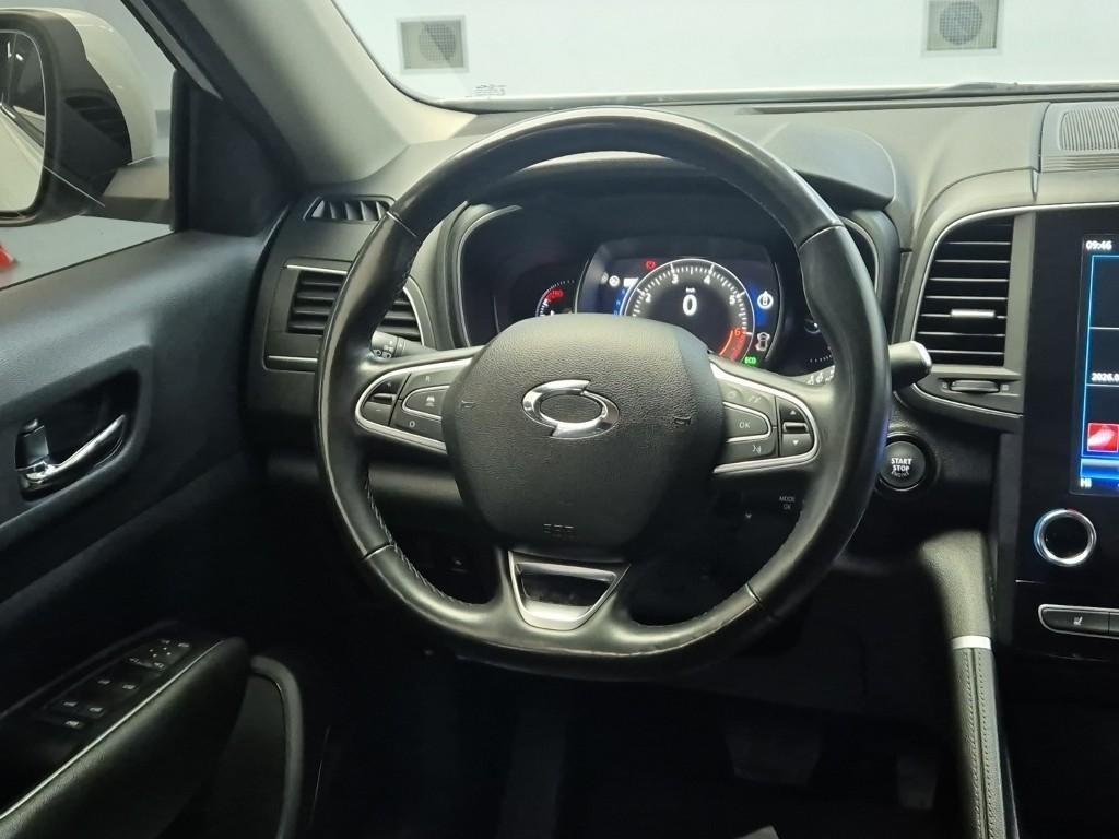 SAMSUNG QM6 - Vista 9