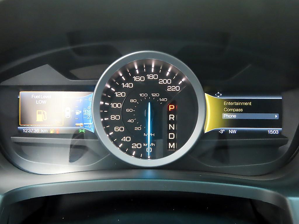 Ford Explorer - Vista 9