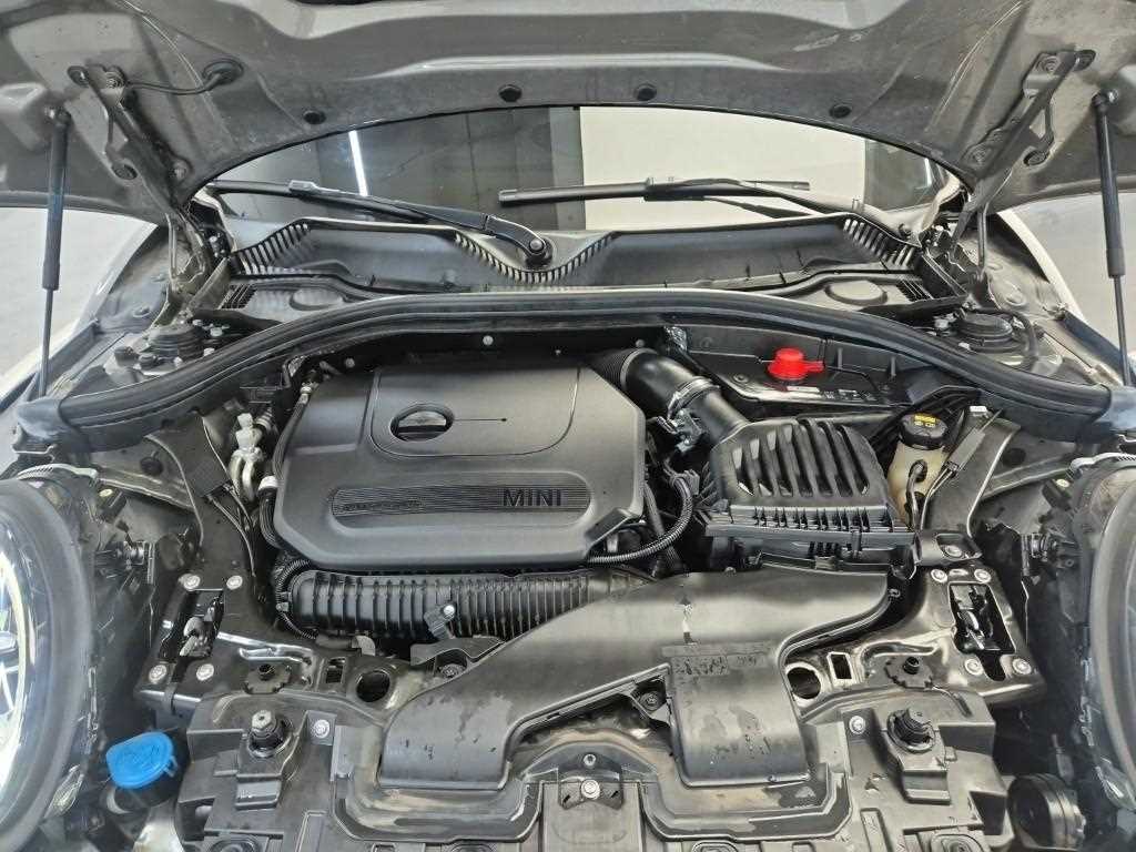 Mini Clubman - Vista 5