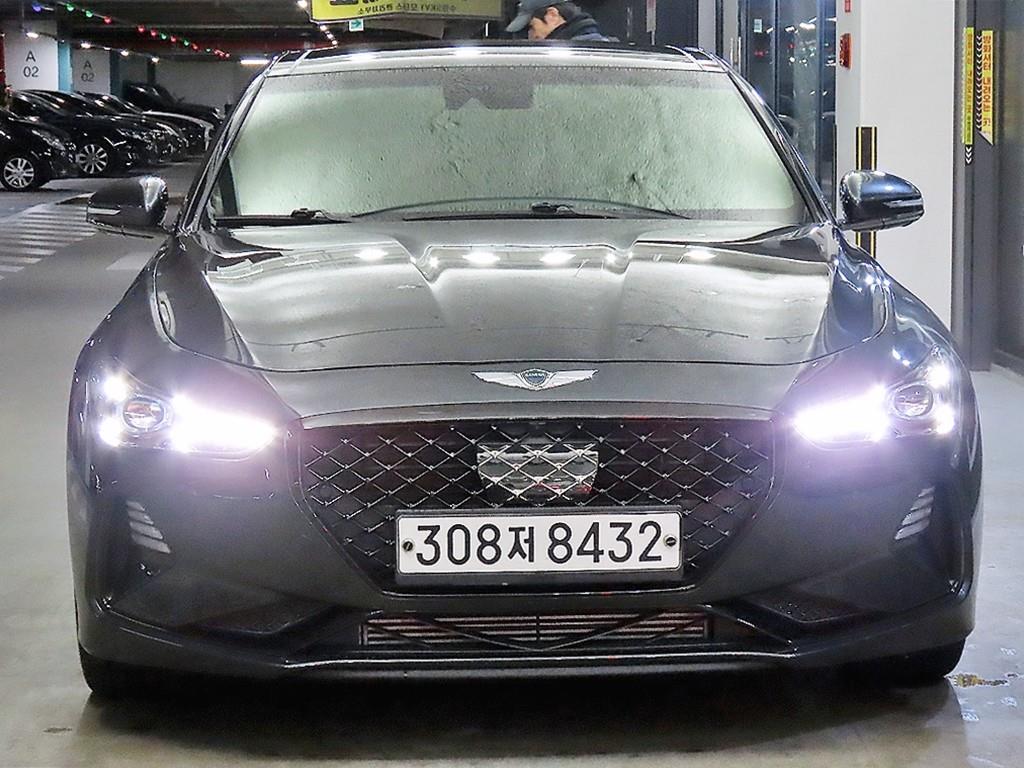 Genesis G70 - Vista 2