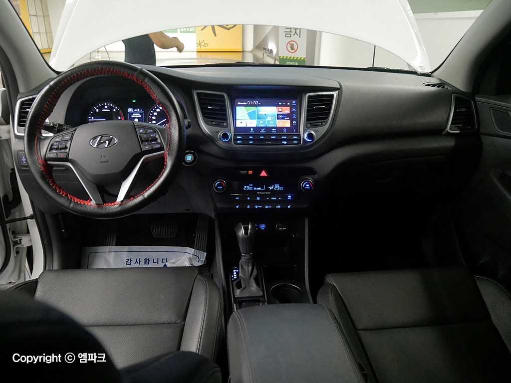 HYUNDAI Tucson - Vista 6