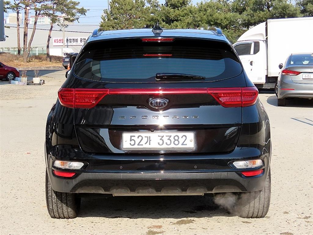 KIA Sportage - Vista 4