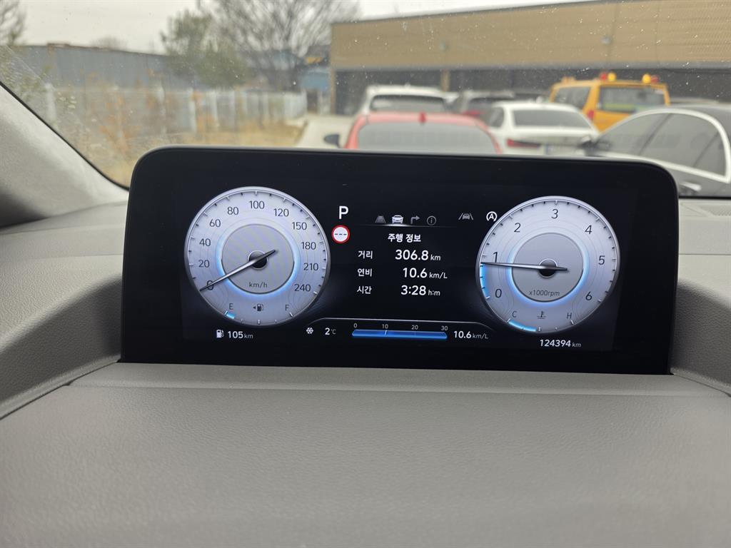 HYUNDAI Staria - Vista 4