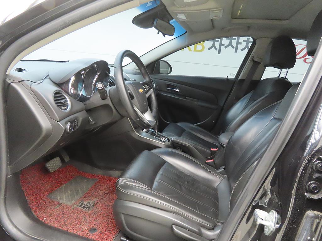 Chevrolet Cruise - Vista 5