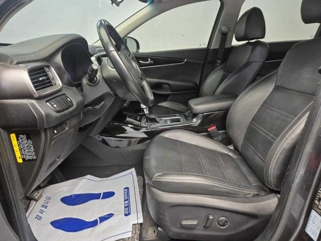 KIA Sorento - Vista 11