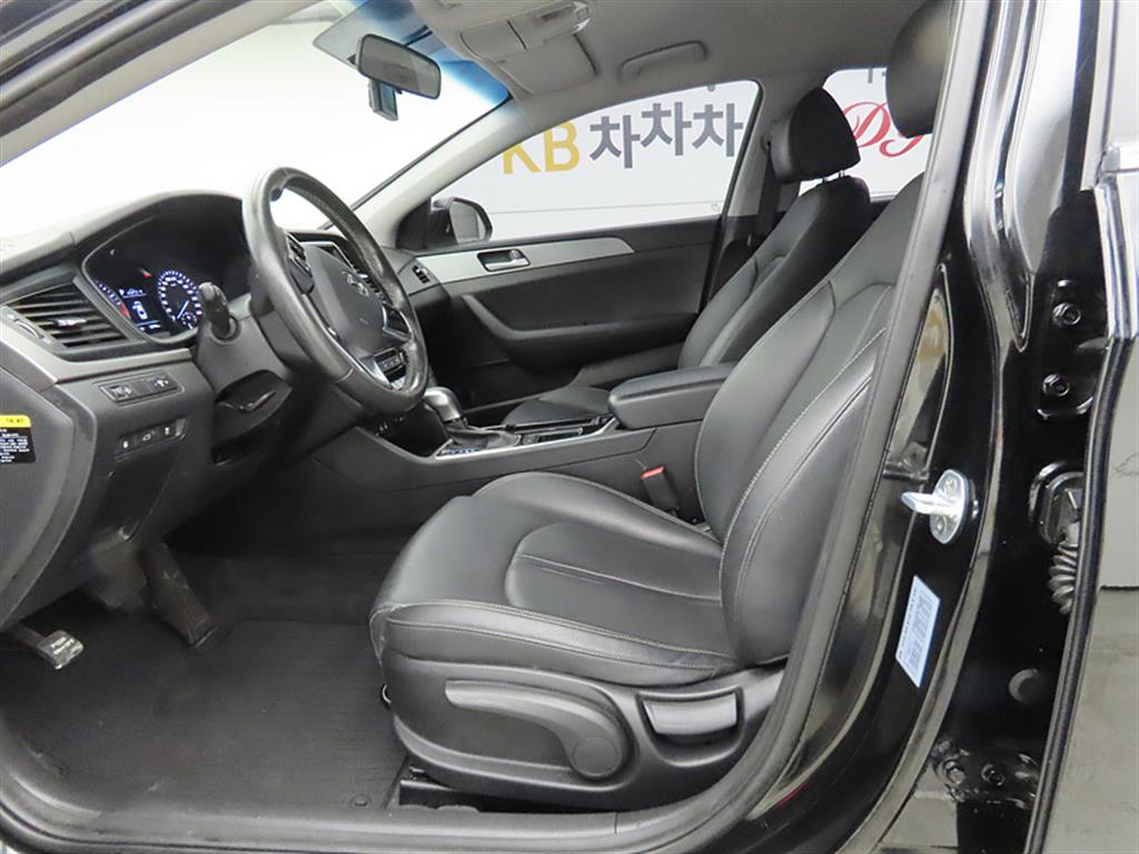 HYUNDAI Sonata - Vista 5