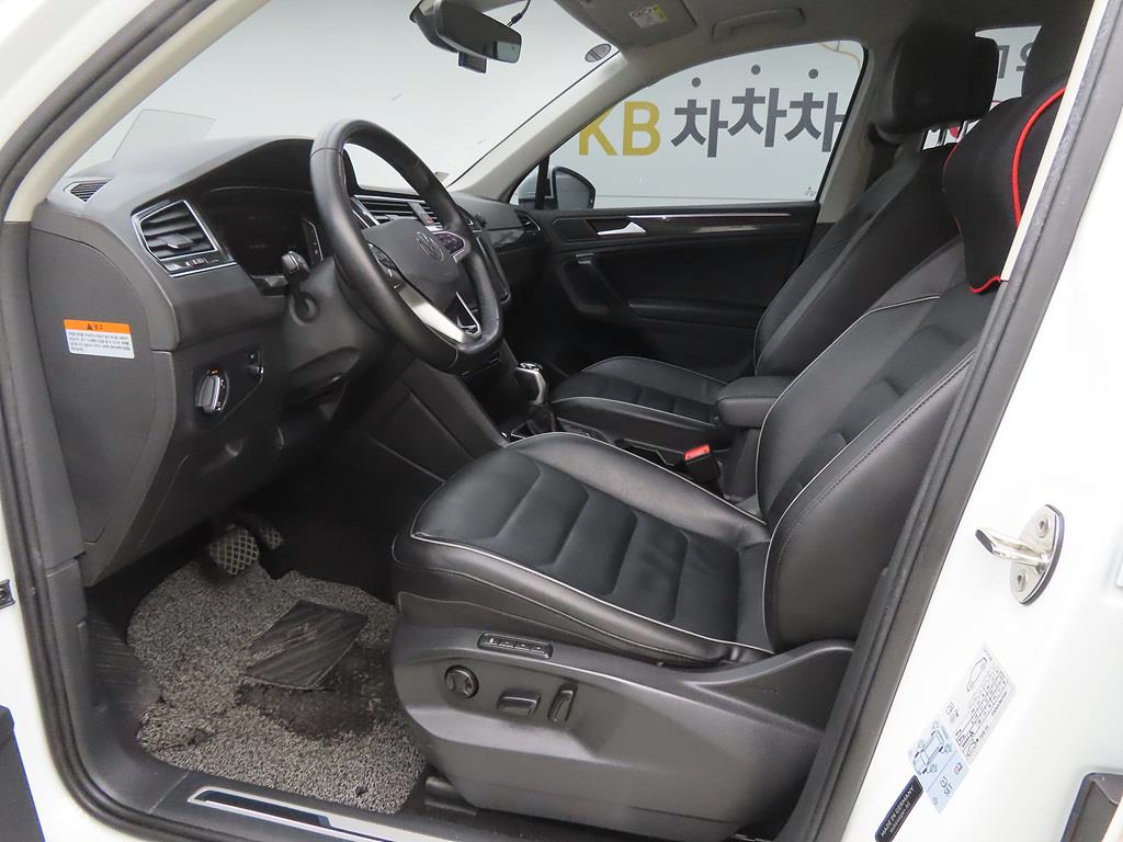 Volkswagen Tiguan - Vista 5