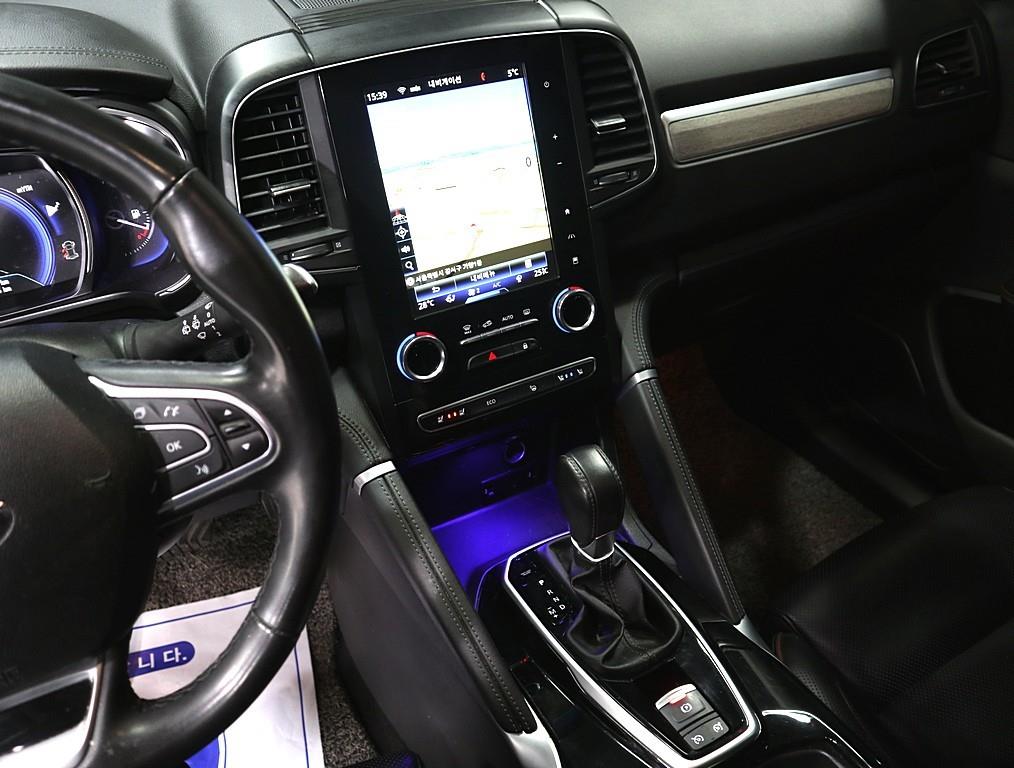 SAMSUNG QM6 - Vista 10