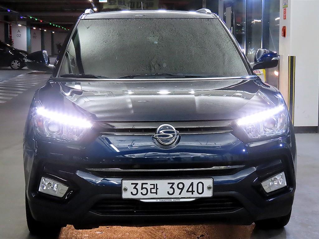 Ssangyong Tivoli - Vista 2