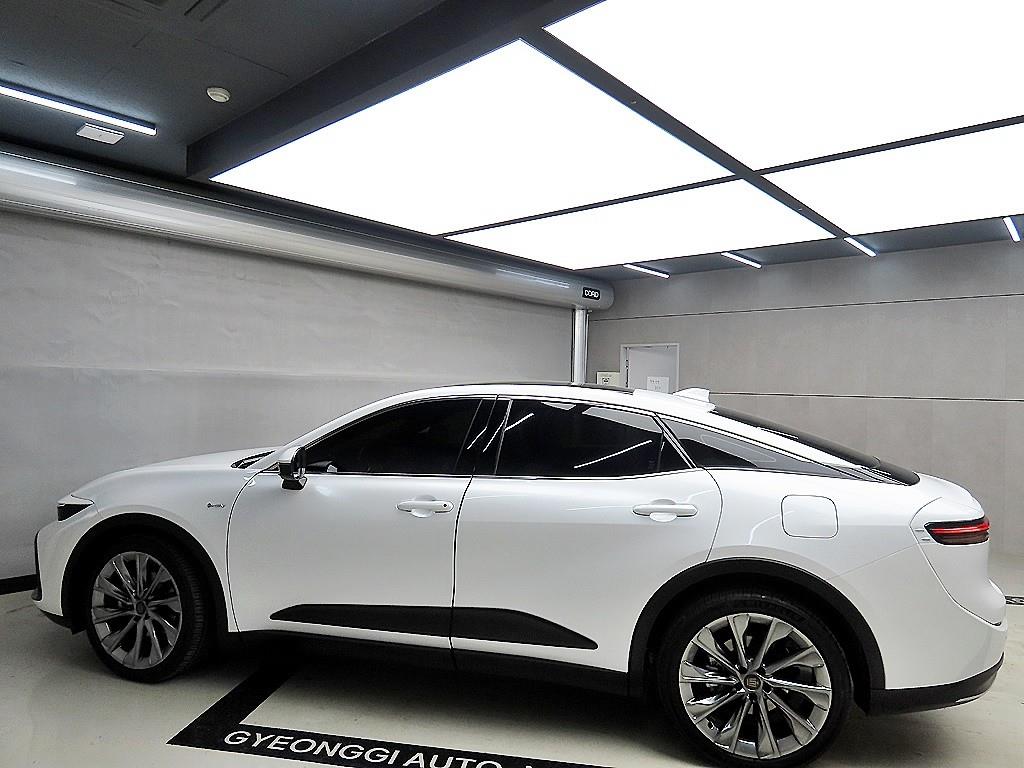 Toyota Crown - Vista 4