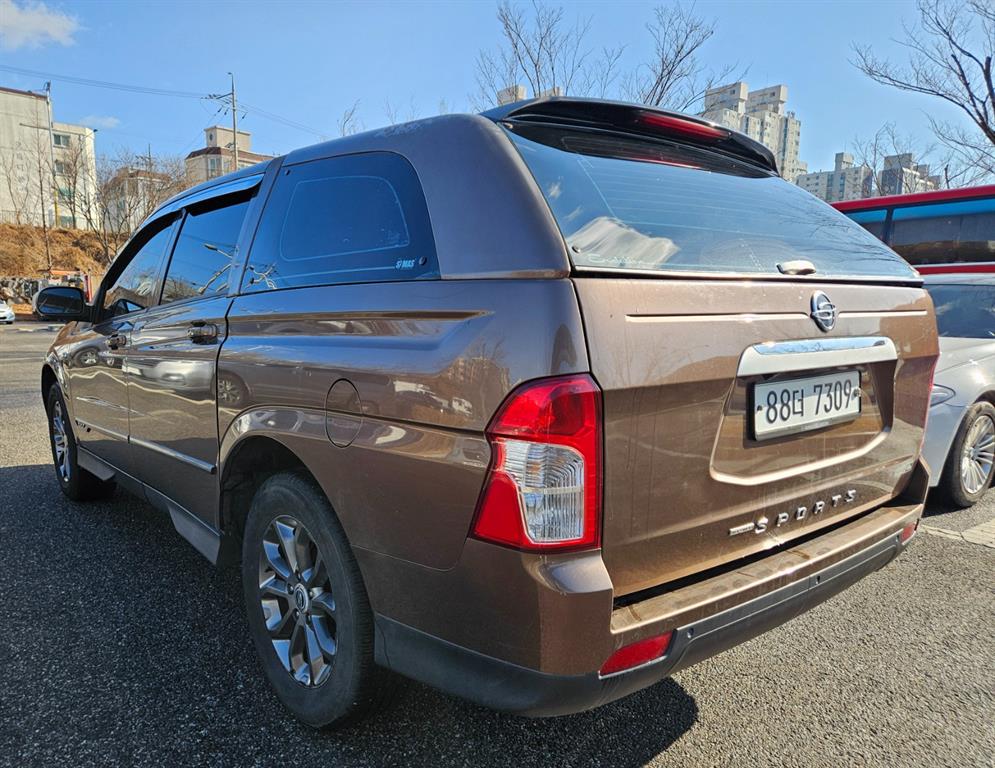 Ssangyong Korando - Vista 7