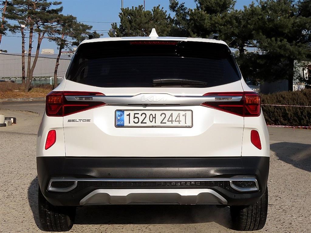 KIA Seltos - Vista 4