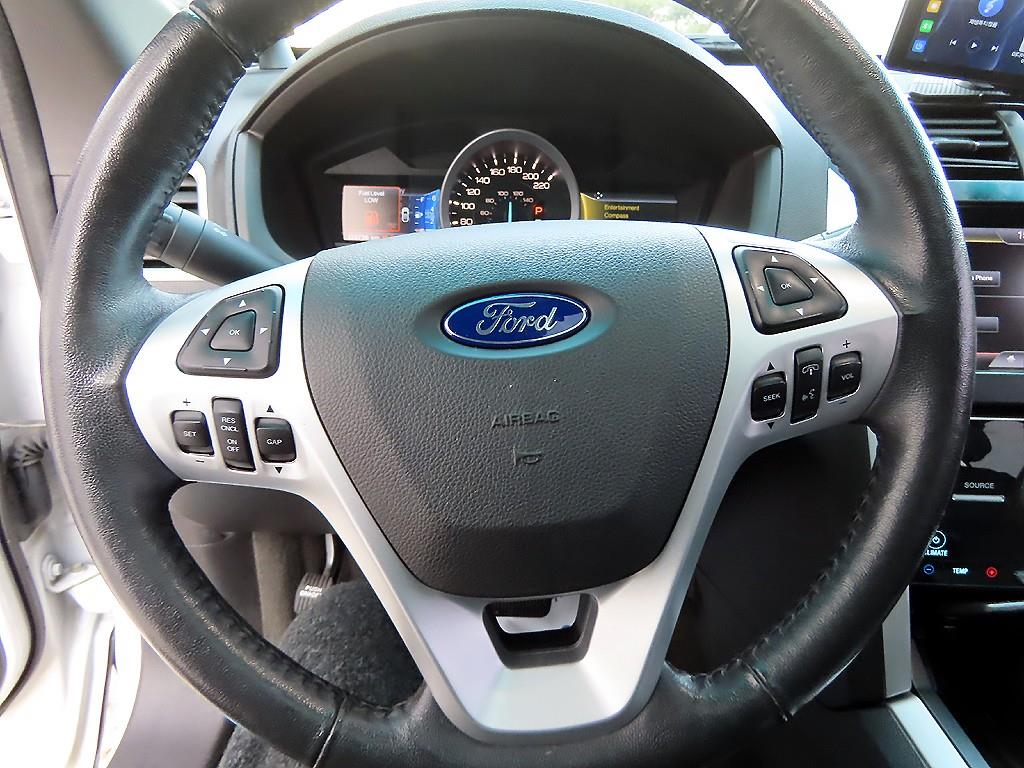 Ford Explorer - Vista 8