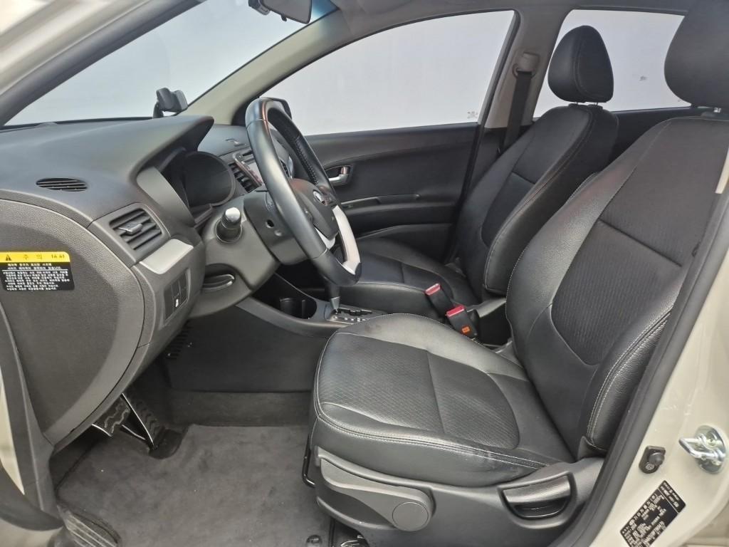 KIA Morning - Vista 11