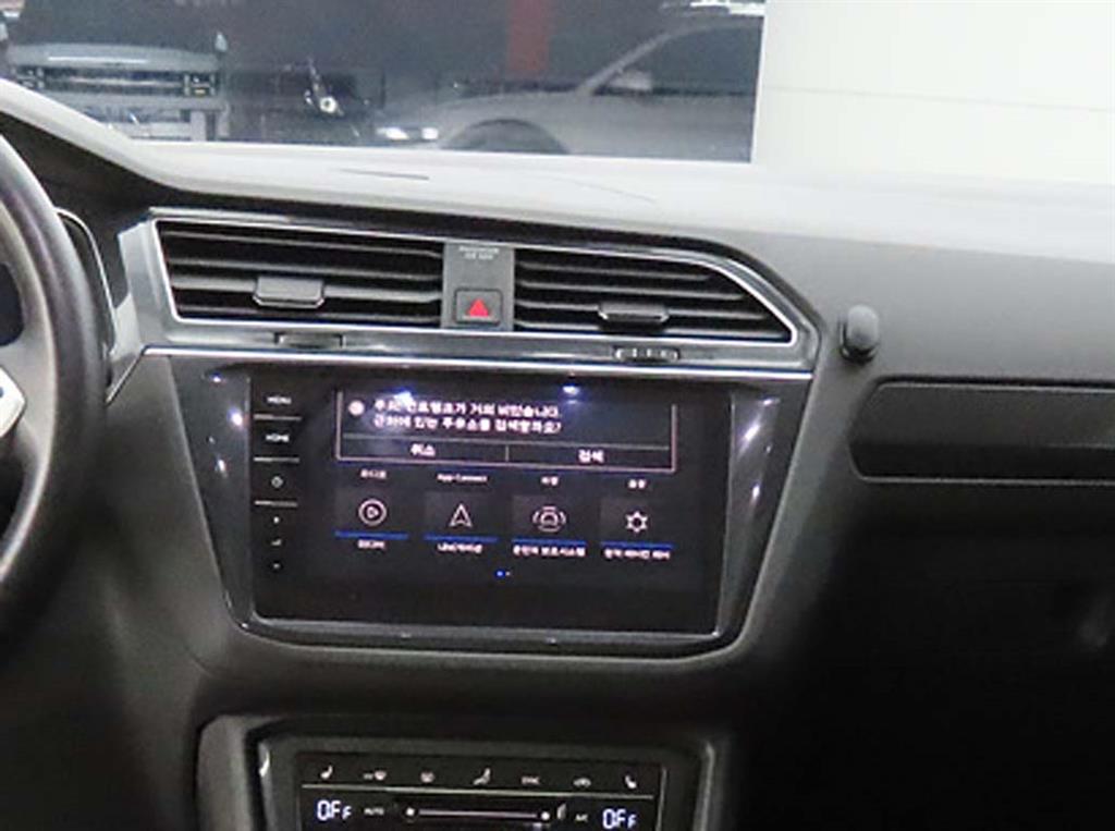 Volkswagen Tiguan - Vista 10