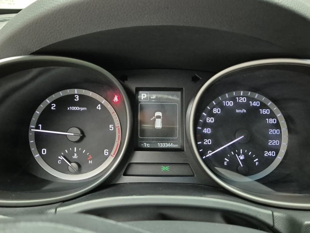 HYUNDAI Santa Fe - Vista 6