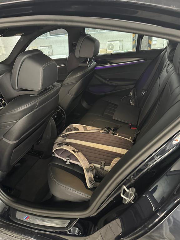 BMW 5 Series - Vista 4