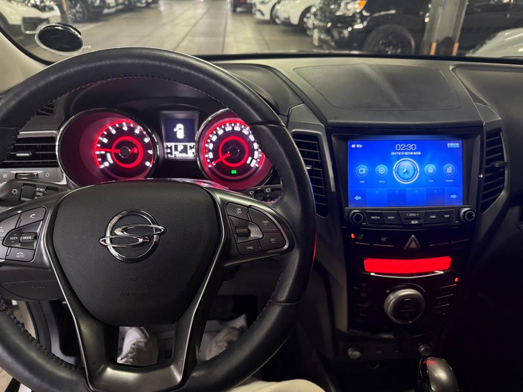 Ssangyong Tivoli - Vista 9