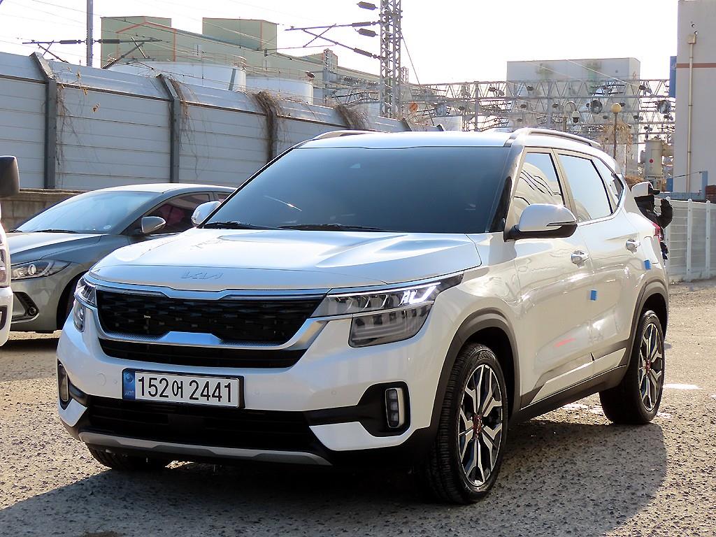 KIA Seltos - Vista 2