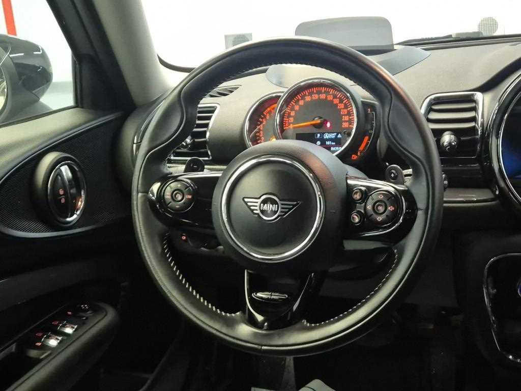 Mini Clubman - Vista 9