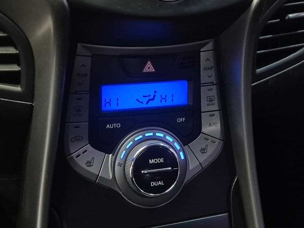 HYUNDAI Avante 2013 Gris - Importación desde Corea - HF Imports Iquique - Foto 16