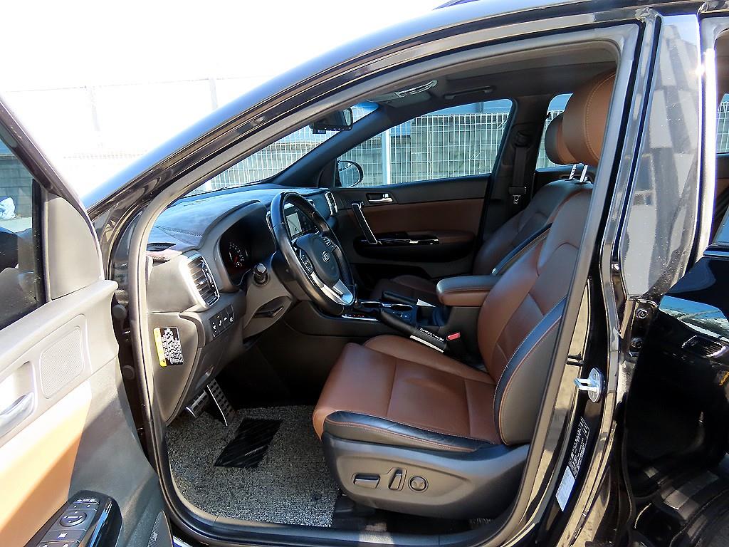 KIA Sportage - Vista 5