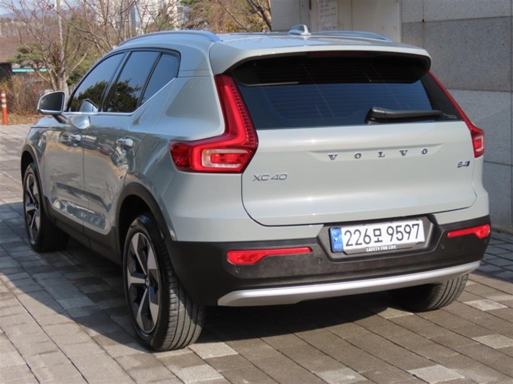 Volvo XC40 - Vista 7
