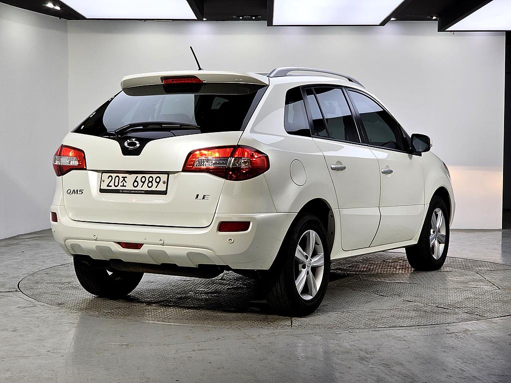 SAMSUNG QM5 - Vista 4