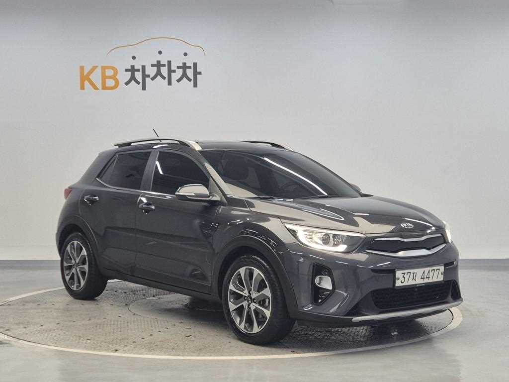 KIA Stonic - Vista 4