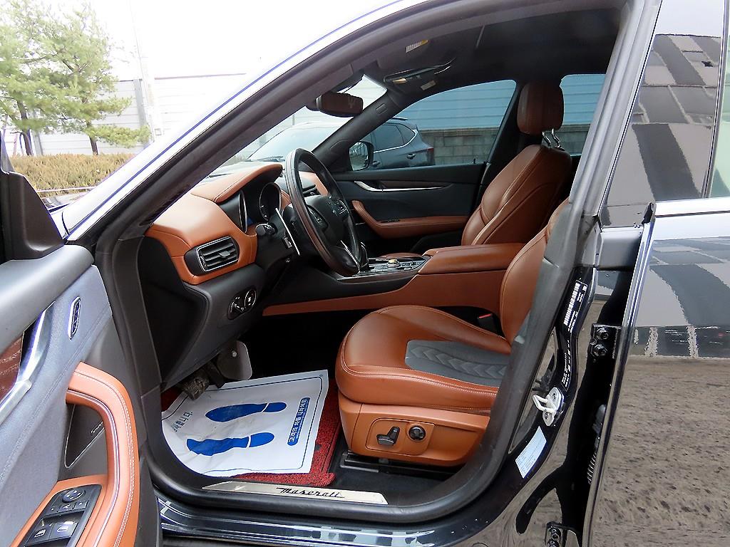 Maserati Levante - Vista 5