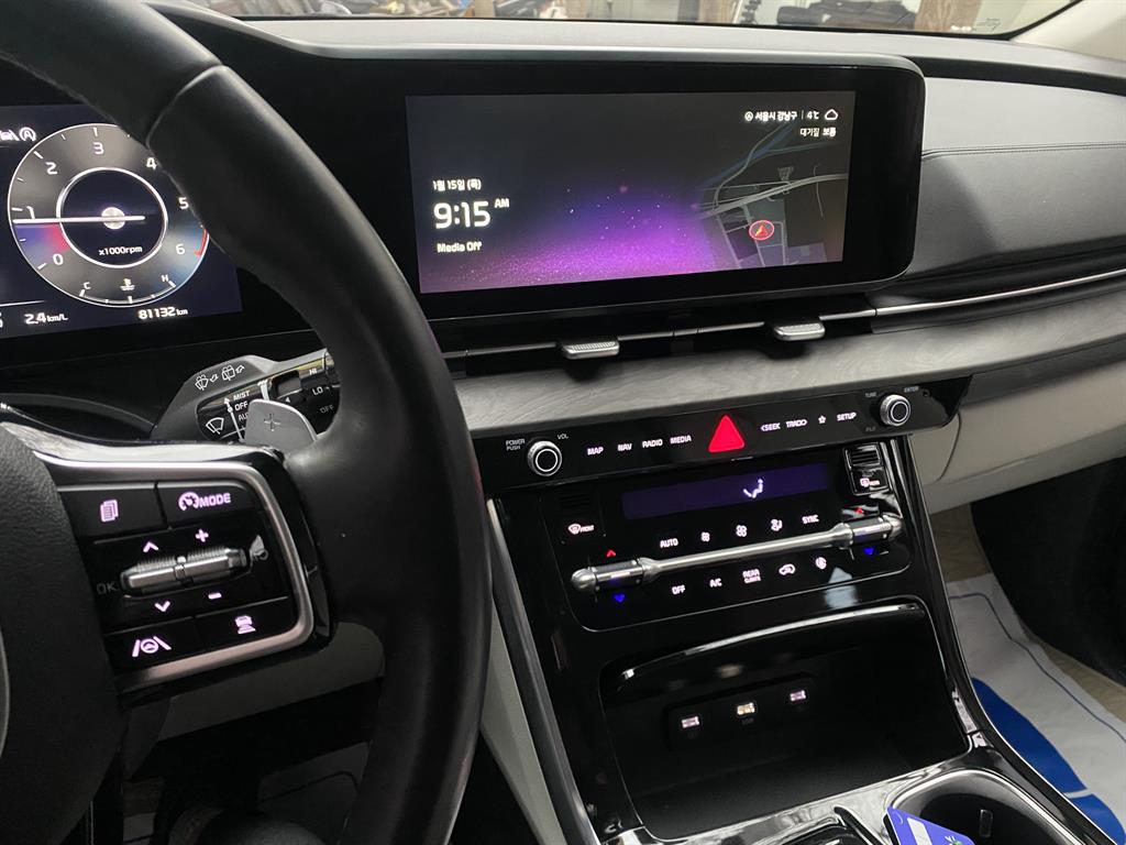 KIA Carnival - Vista 6