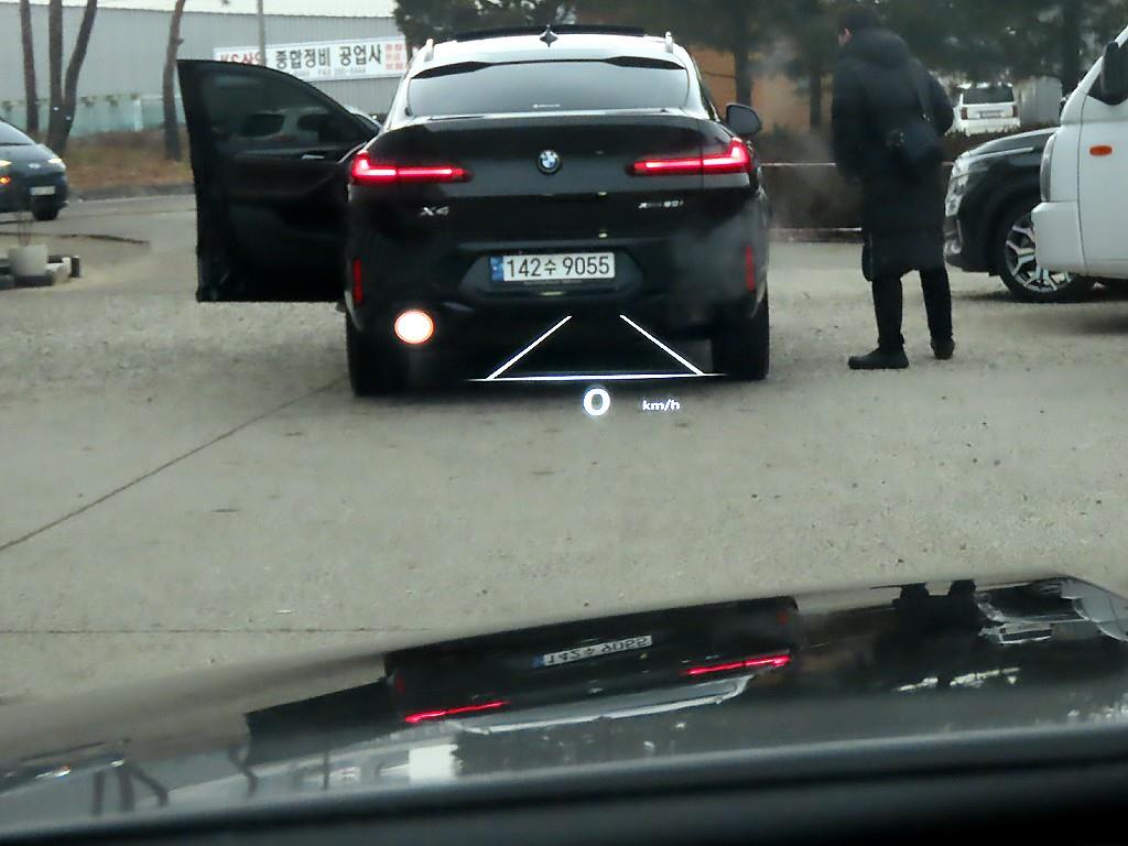 Genesis G80 - Vista 10