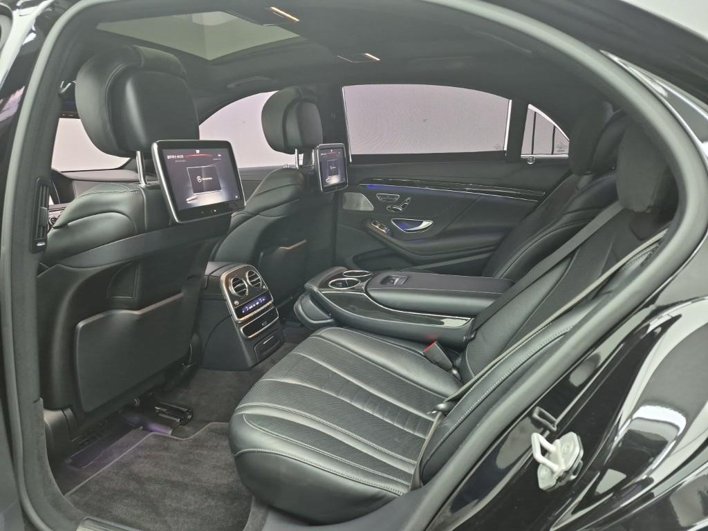 Mercedes Benz S Class - Vista 12