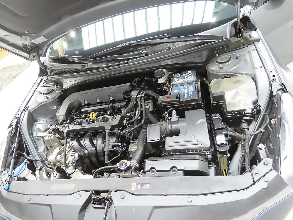 HYUNDAI Avante 2021 Gris - Importación desde Corea - HF Imports Iquique - Foto 7