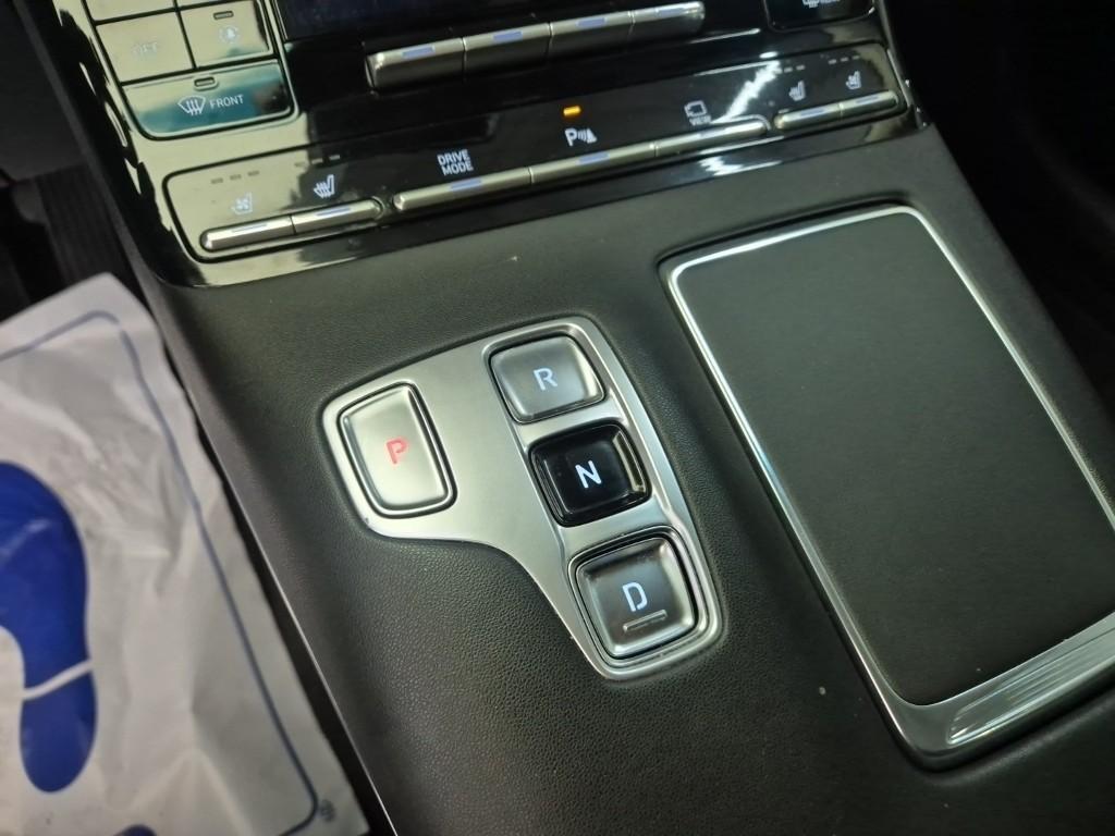 HYUNDAI Grandeur - Vista 8