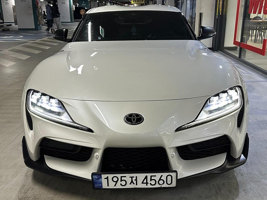 Toyota Supra - Vista 2