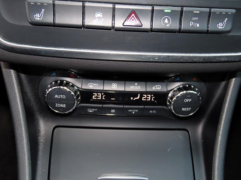 Mercedes Benz CLA Class - Vista 11