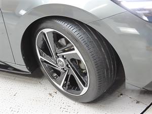 HYUNDAI Avante - Vista 10