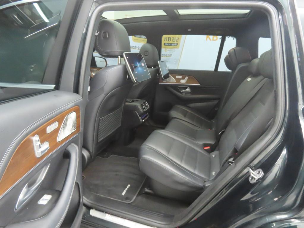 Mercedes Benz GLS Class - Vista 6