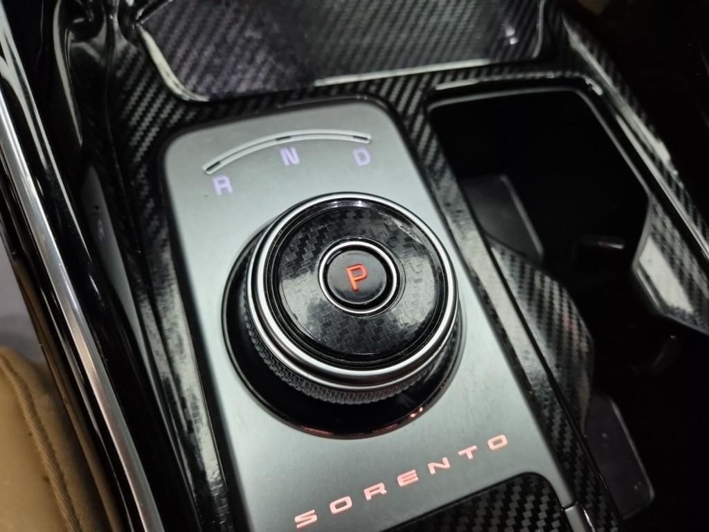 KIA Sorento - Vista 8